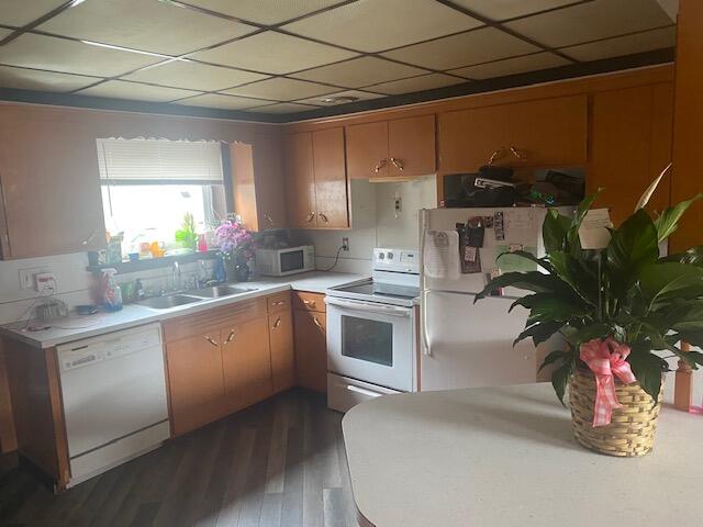 1820 E Street Two Rivers, WI 54241 - Photo 5 of 35 IMG_5839