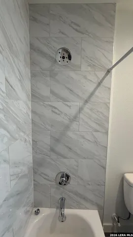 $2,190 | 315 Grove, Unit 101, San Antonio, TX 78210