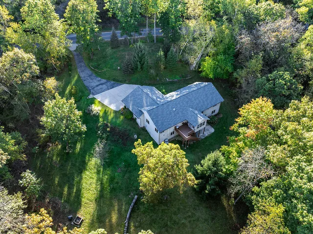 $524,900 | W6616 County Road V, Holland, WI 54636