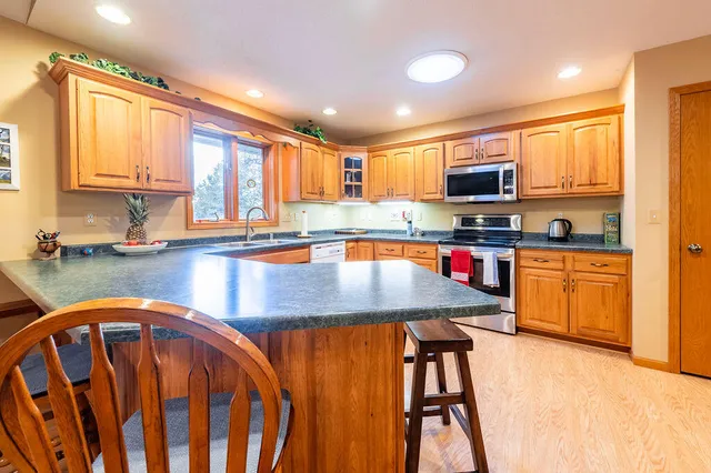 $524,900 | W6616 County Road V, Holland, WI 54636