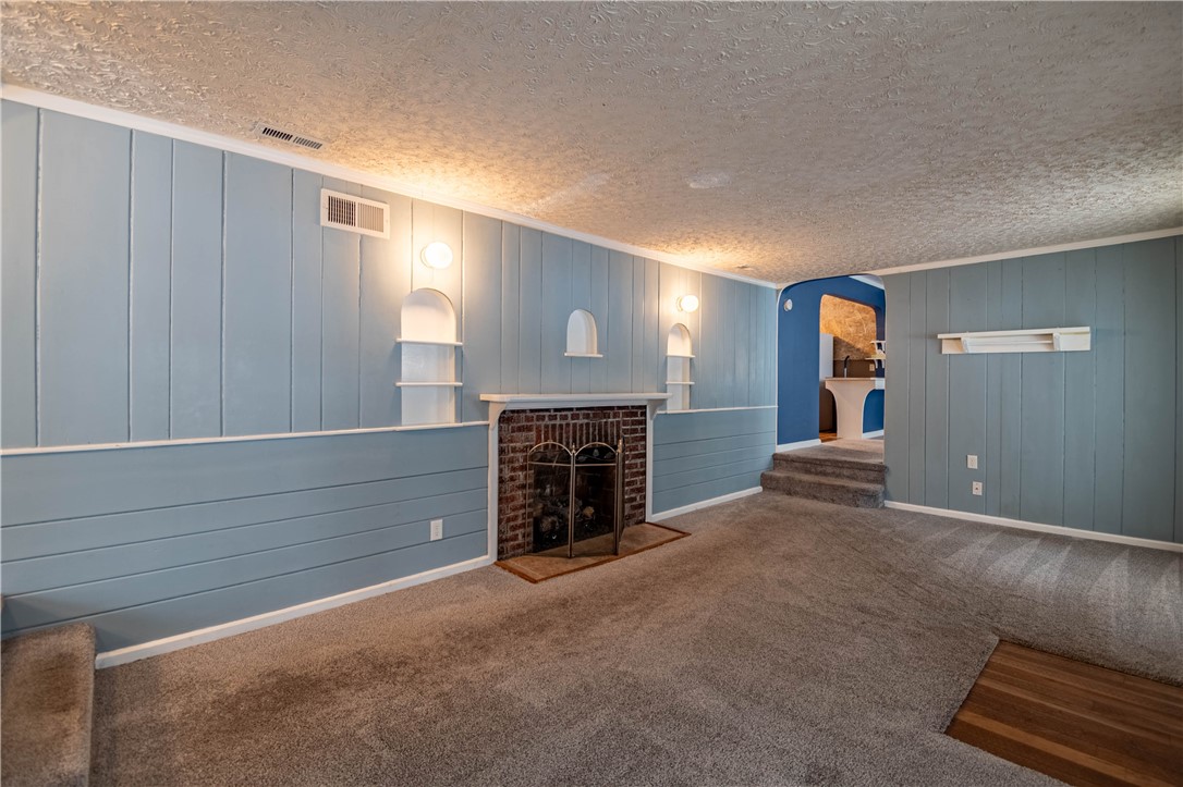40 North Country Club Road Decatur, IL 62521 - Photo 5 of 23 Gallery Image 5