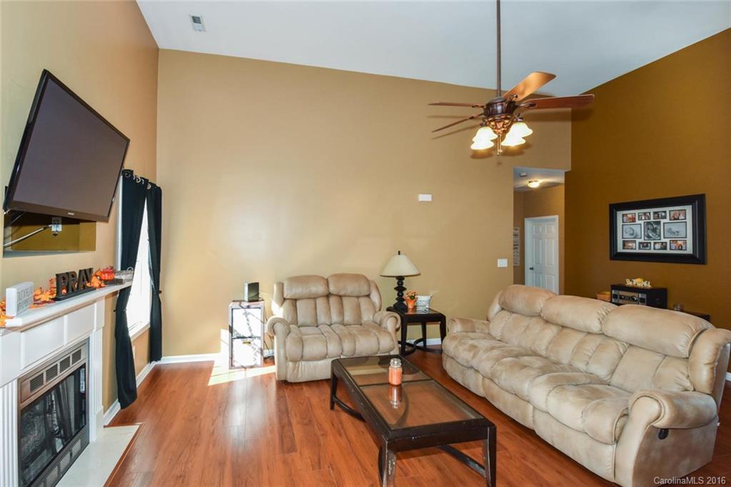 737 Kendall Green Road Fort Mill, SC 29715 - Photo 3 of 21 Gallery Image 3