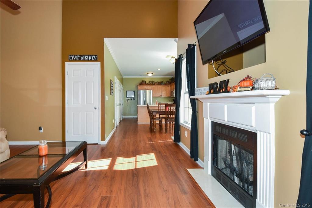 737 Kendall Green Road Fort Mill, SC 29715 - Photo 4 of 21 Gallery Image 4