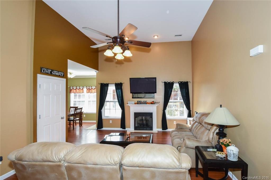 737 Kendall Green Road Fort Mill, SC 29715 - Photo 5 of 21 Gallery Image 5