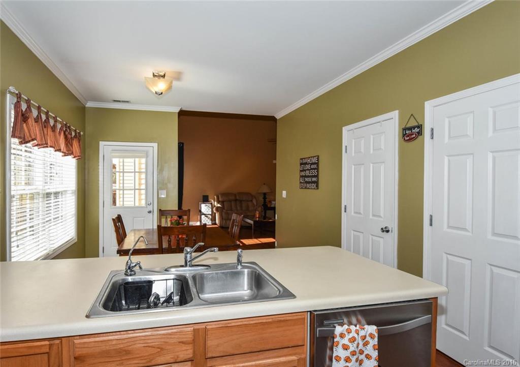 737 Kendall Green Road Fort Mill, SC 29715 - Photo 8 of 21 Gallery Image 8