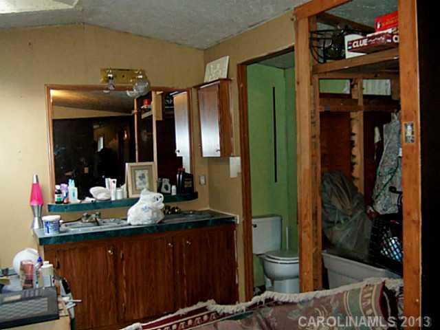360 Doc Wehunt Road Cherryville, NC 28021 - Photo 3 of 4 Gallery Image 3