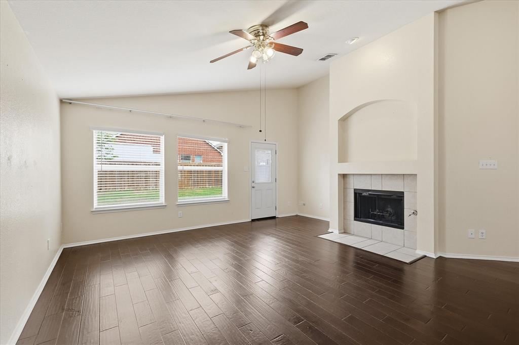 5217 Shiver Road Fort Worth, TX 76244 - Photo 7 of 40