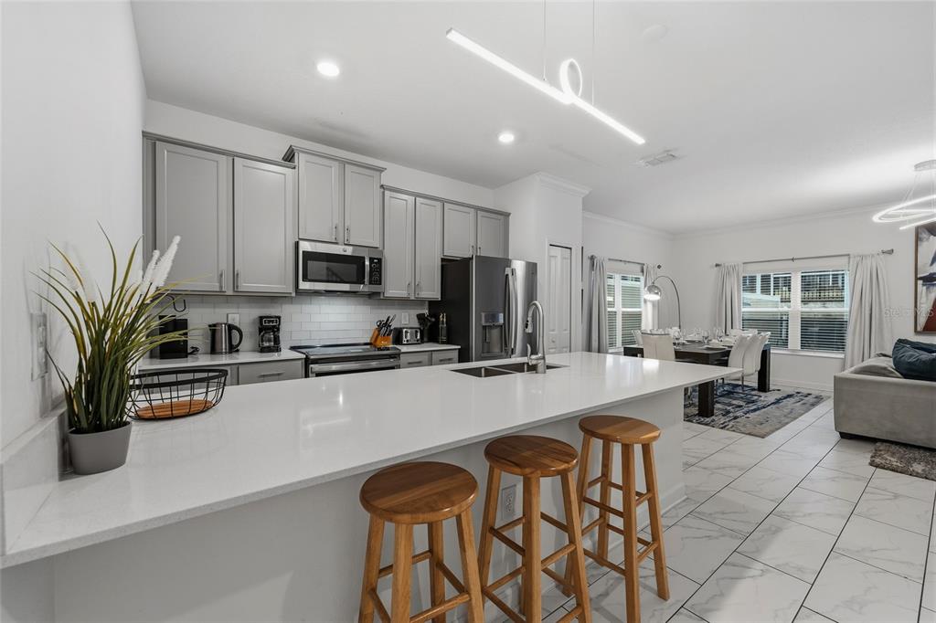 976 Leader Street Davenport, FL 33896 - Photo 7 of 48