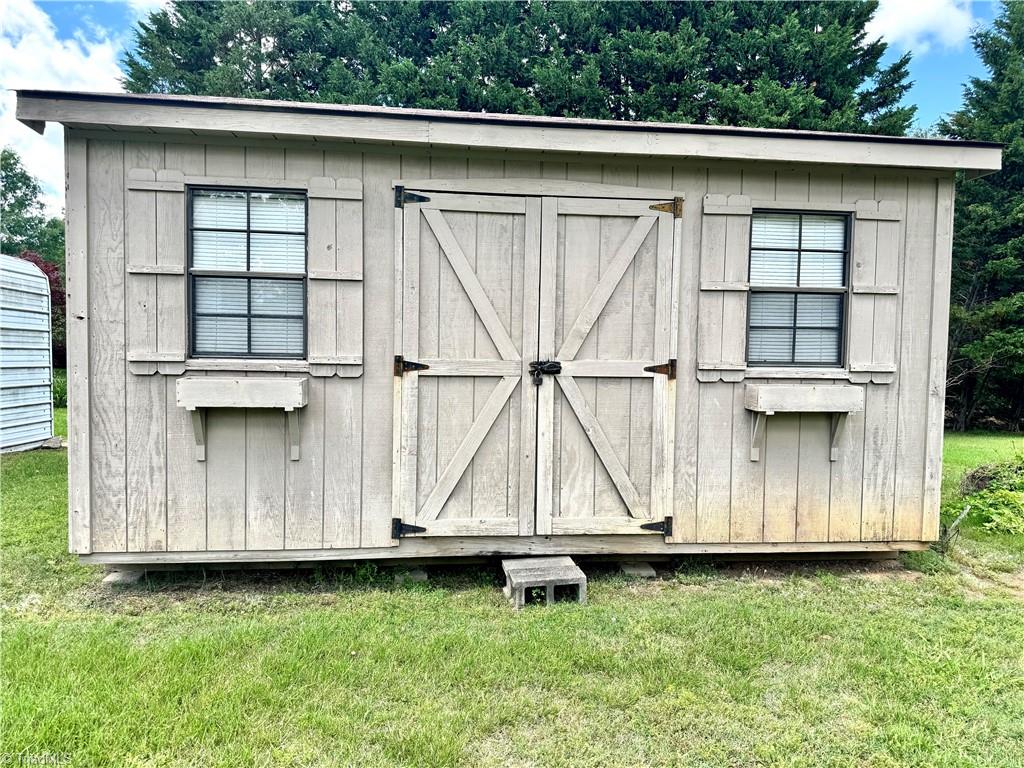 1905 Oak Ridge Road Oak Ridge, NC 27310 - Photo 11 of 24