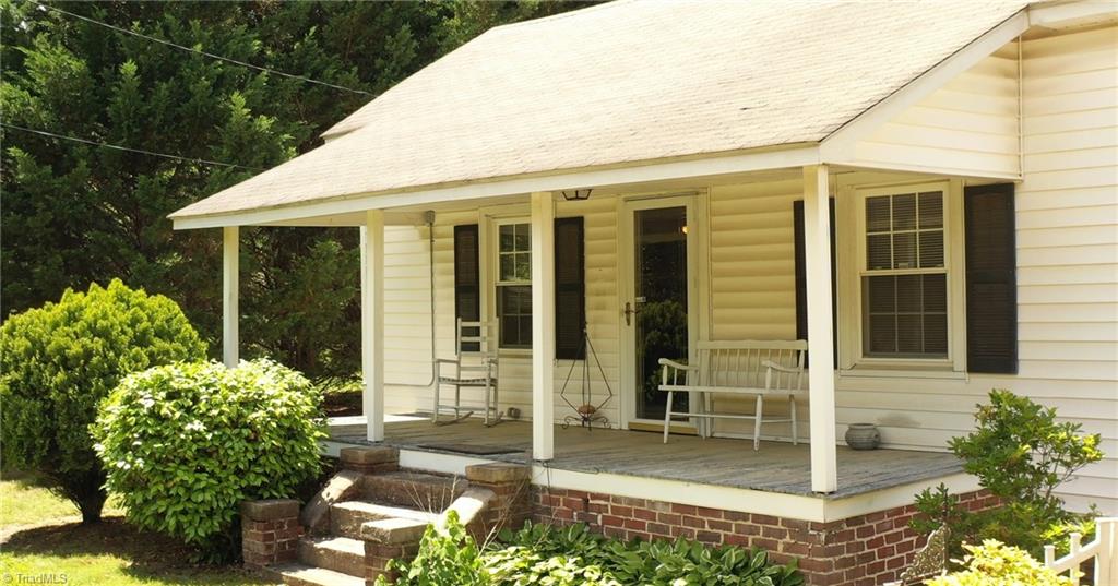 1905 Oak Ridge Road Oak Ridge, NC 27310 - Photo 3 of 24