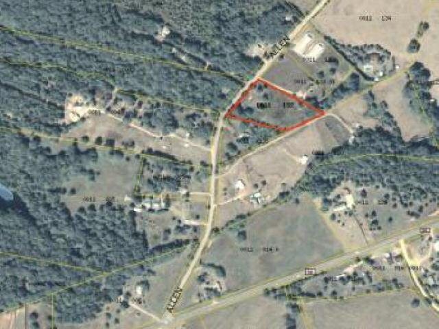 925 Allen Road Danielsville, GA 30633 - Photo 1 of 1 a view of roof