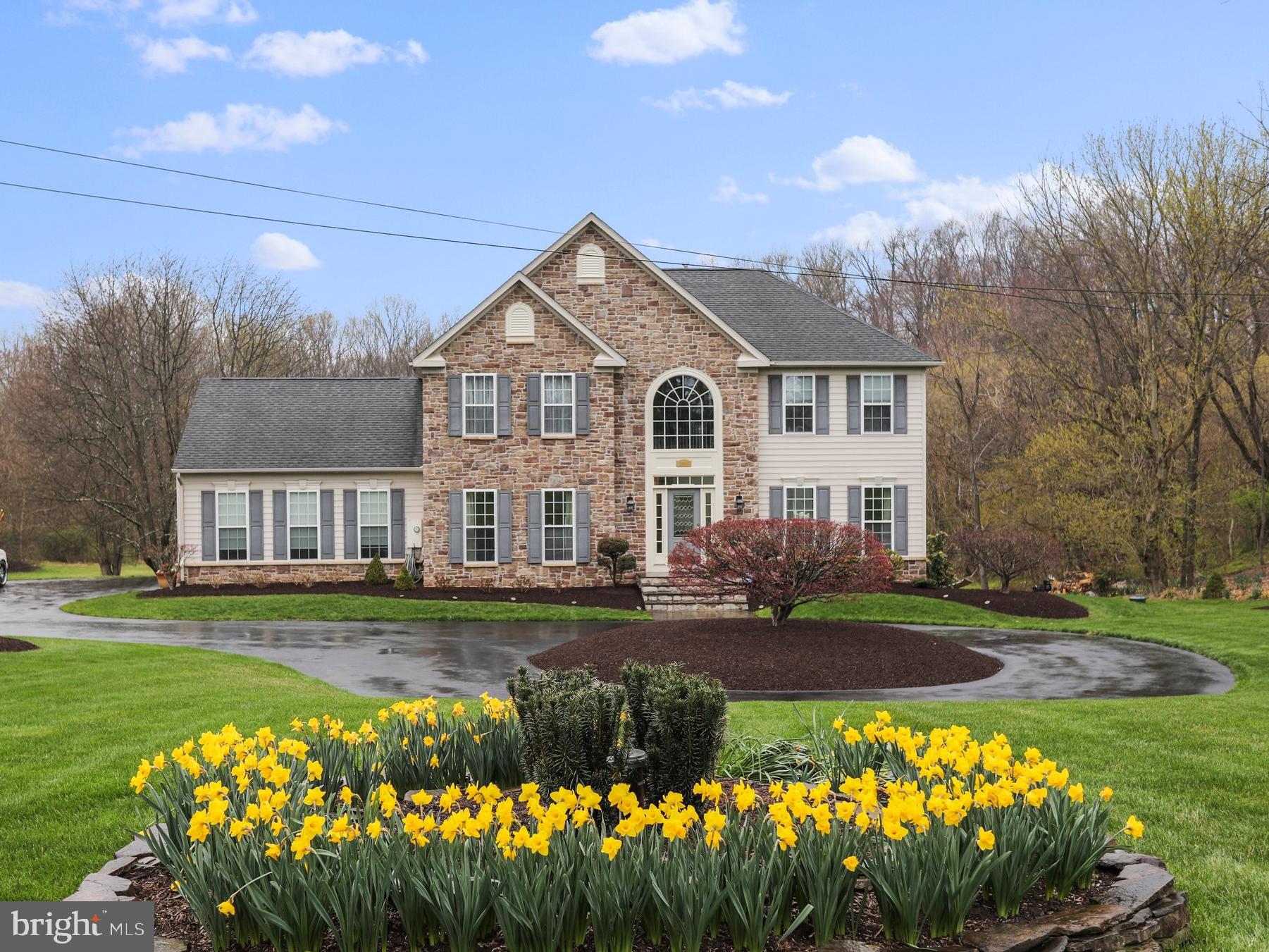20900 Clarksburg Road Boyds, MD 20841 - Photo 2 of 68 Professionally Landscaped Yard