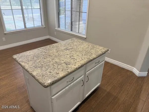 $2,550 | 7109 West Potter Drive, Glendale, AZ 85308