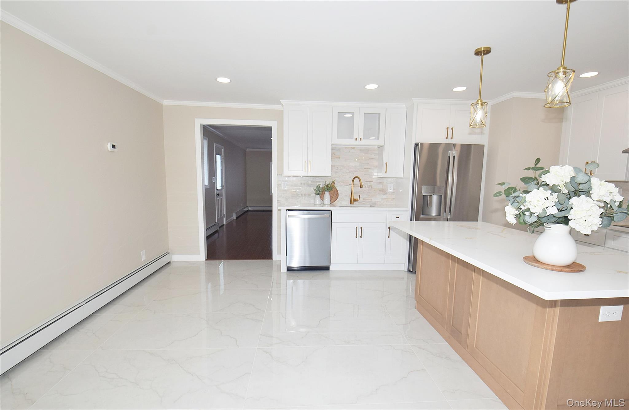 4195 Florence Road Bethpage, NY 11714 - Photo 14 of 23