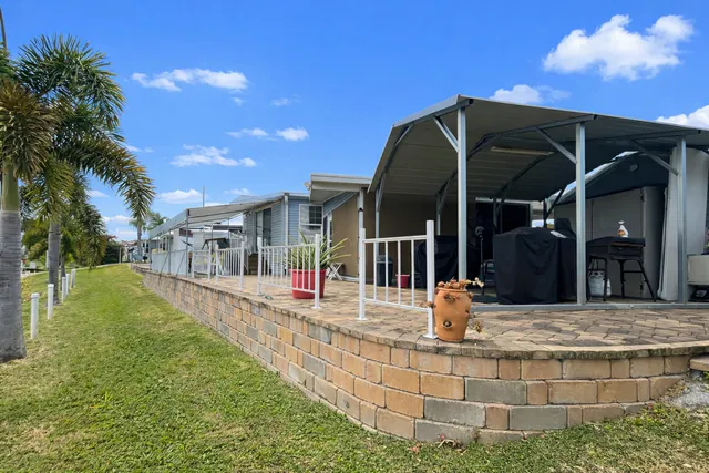 $245,800 | 7950 Highway 78, Unit 111, Okeechobee, FL 34974