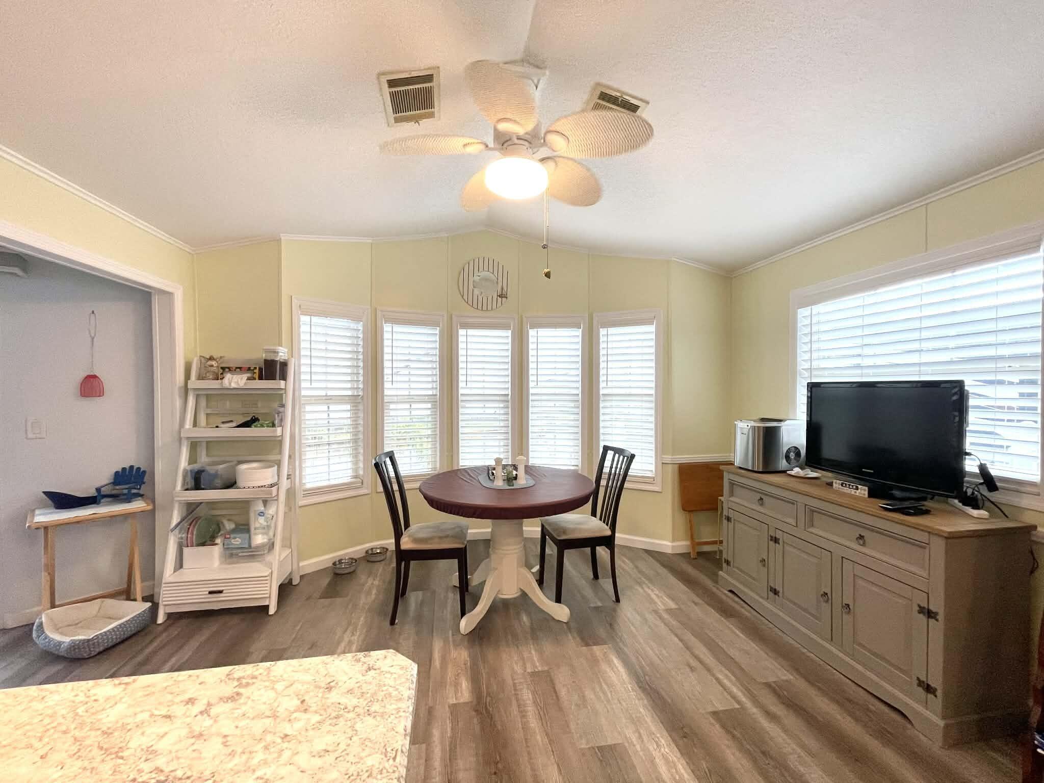 7950 Highway 78, Unit 111 Okeechobee, FL 34974 - Photo 8 of 47 e5628f91-067d-4318-920a-3b840df3dcf4 (1)