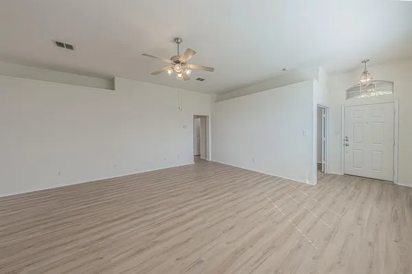 $1,995 | 3929 Winter Springs Drive, Fort Worth, TX 76123