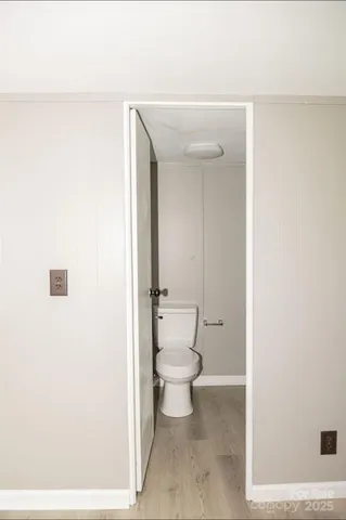a bathroom with a toilet