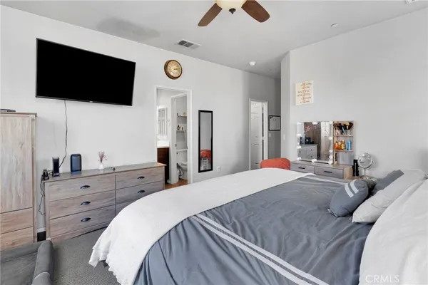 $459,900 | 8179 Taft Avenue, Oak Hills, CA 92344