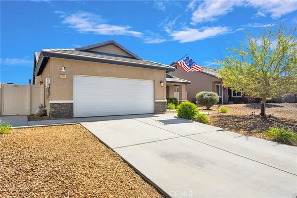 $459,900 | 8179 Taft Avenue, Oak Hills, CA 92344