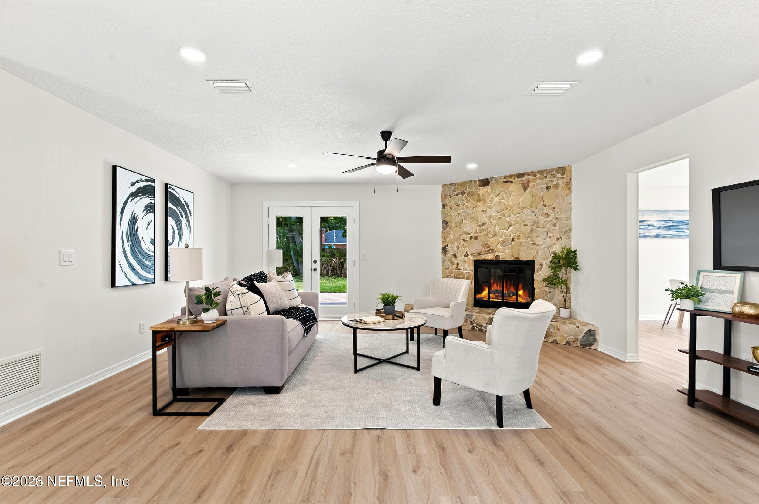 11430 Scott Mill Road Jacksonville, FL 32223 - Photo 5 of 36 9_homeprimemedia-09