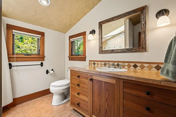 $1,295,000 | 12278 Cement Hill Road, Nevada City, CA 95959