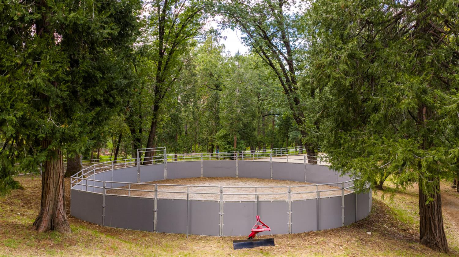 12278 Cement Hill Road Nevada City, CA 95959 - Photo 46 of 61 a view of a bathtub and trees in the background