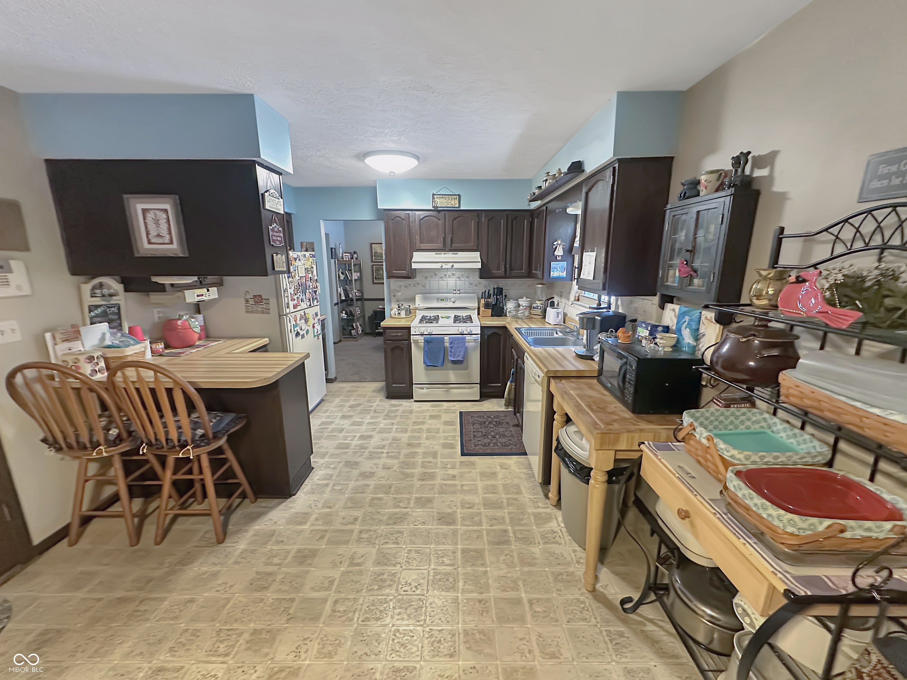 7839 Broadview Drive Indianapolis, IN 46227 - Photo 5 of 17