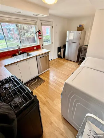 $2,500 | 130 Glenbrook Parkway, Unit 4D, Englewood, NJ 07631