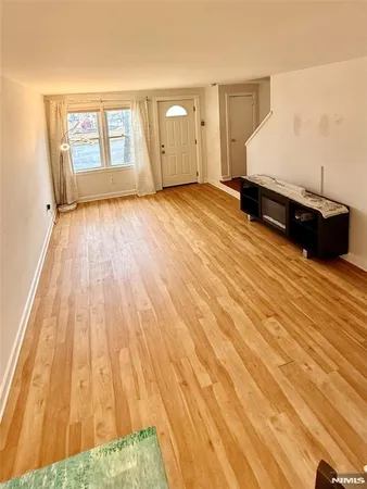 $2,500 | 130 Glenbrook Parkway, Unit 4D, Englewood, NJ 07631