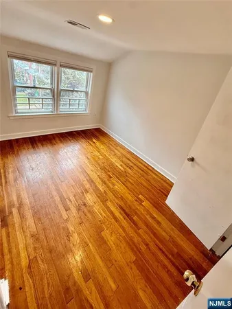 $2,500 | 130 Glenbrook Parkway, Unit 4D, Englewood, NJ 07631