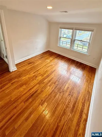 $2,500 | 130 Glenbrook Parkway, Unit 4D, Englewood, NJ 07631