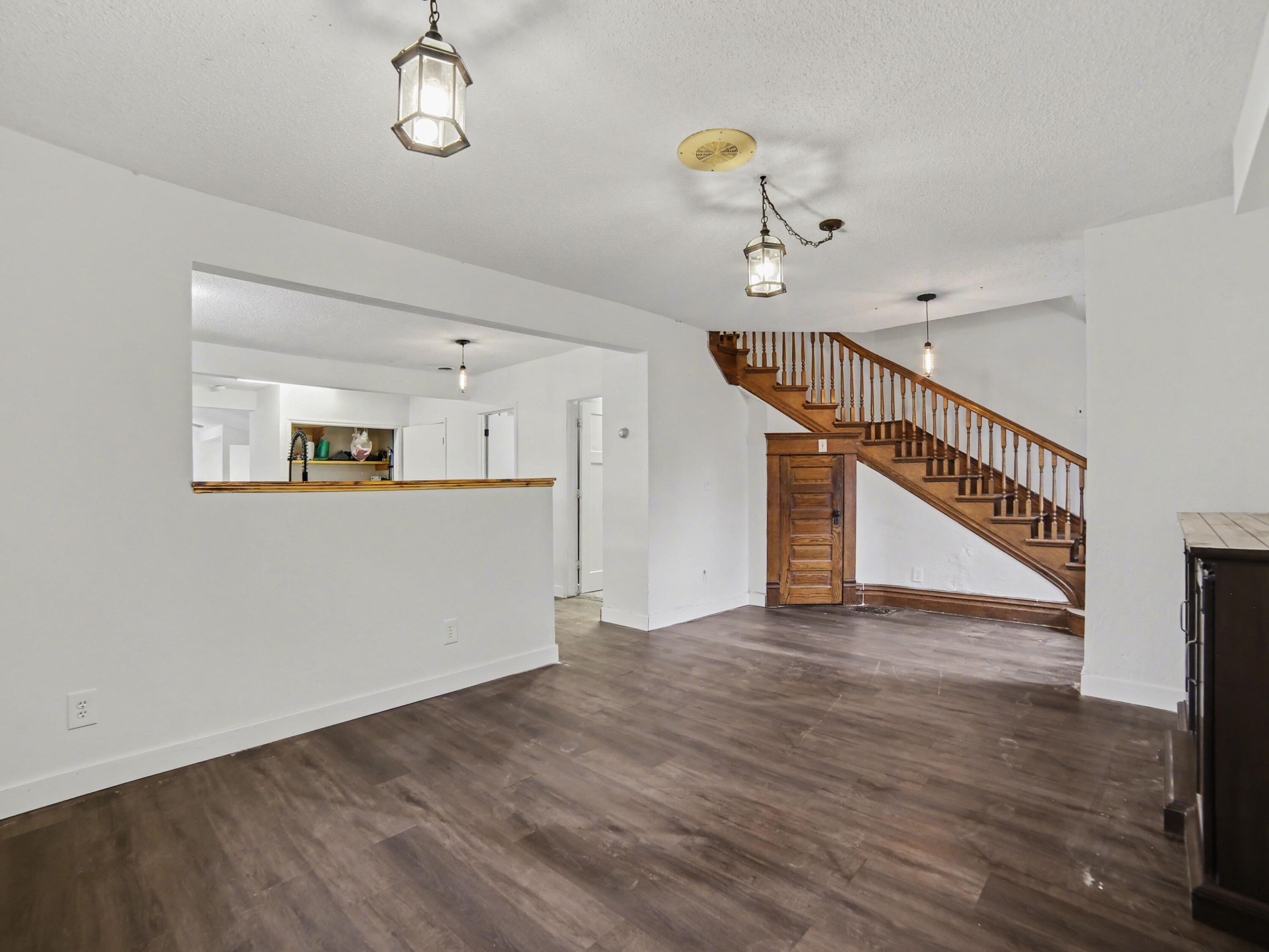 523 East Main Street Hart, MI 49420 - Photo 6 of 26 6