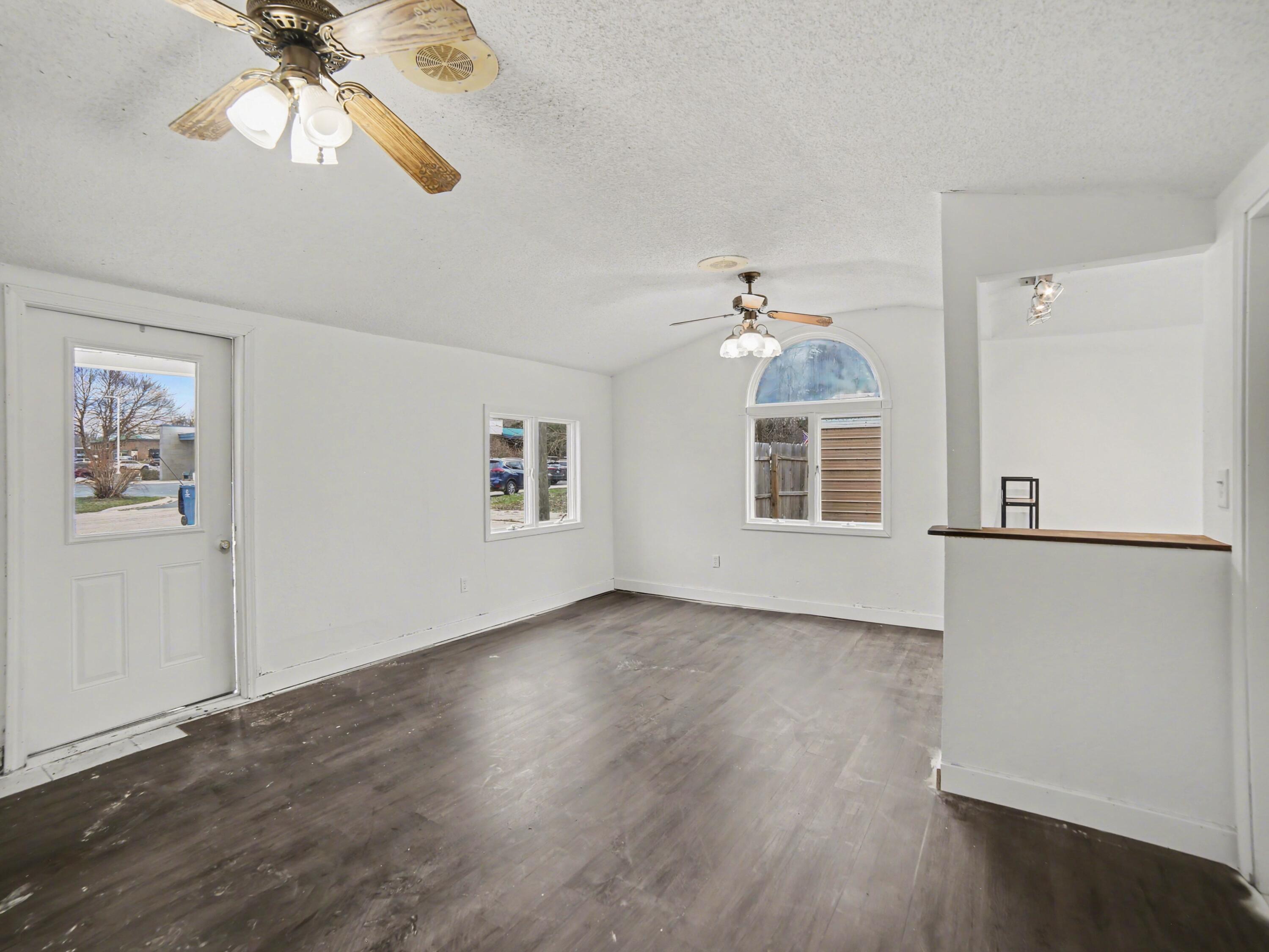 523 East Main Street Hart, MI 49420 - Photo 9 of 26 9