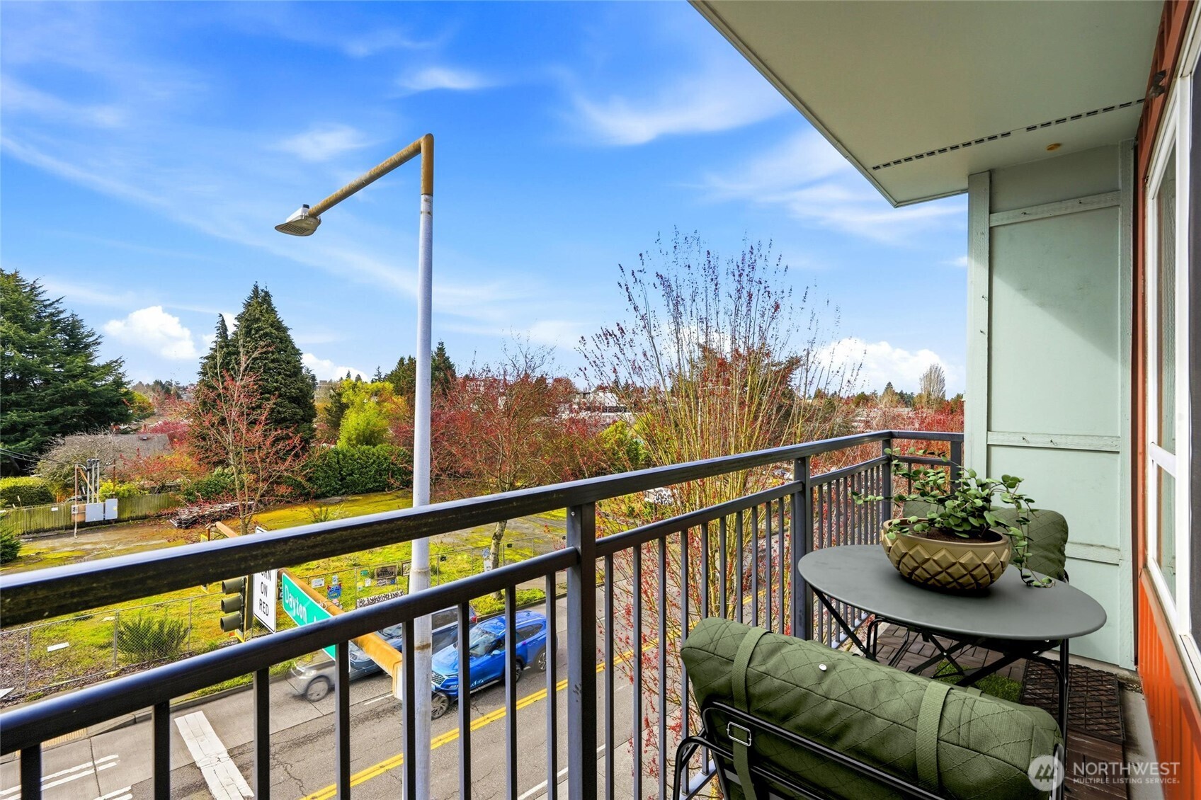 424 North 85th Street, Unit 317 Seattle, WA 98103 - Photo 19 of 40