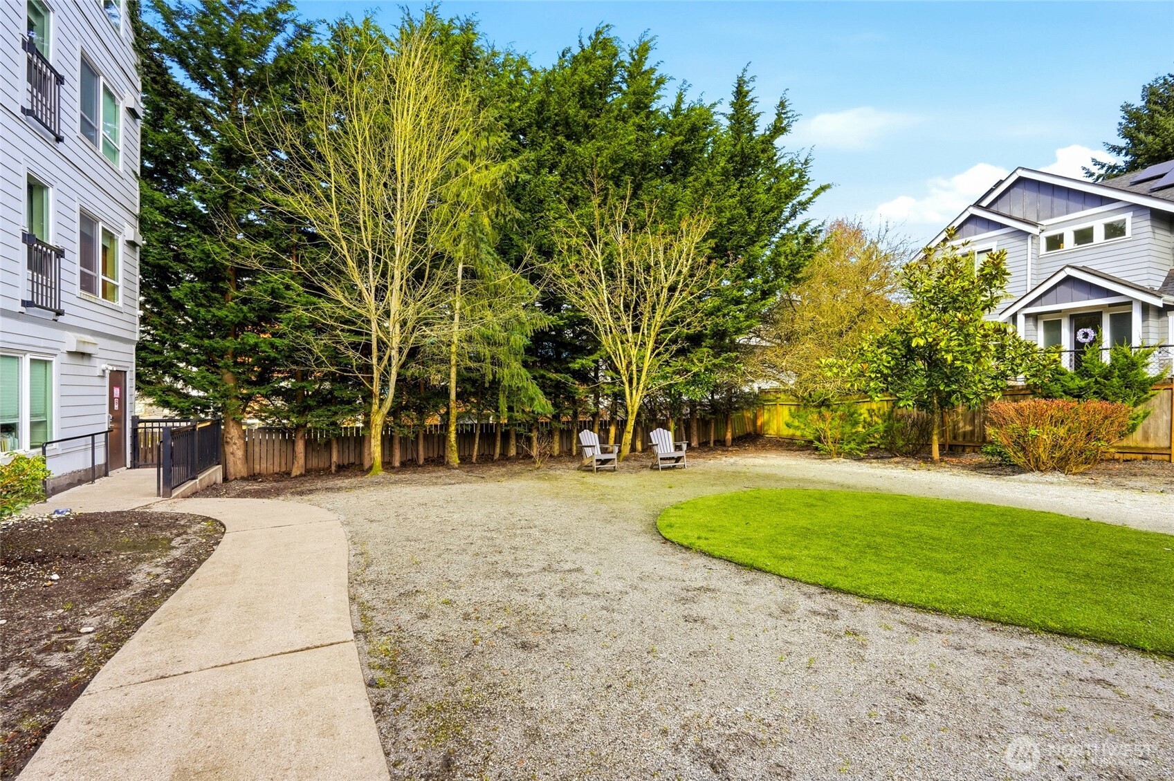 424 North 85th Street, Unit 317 Seattle, WA 98103 - Photo 33 of 40
