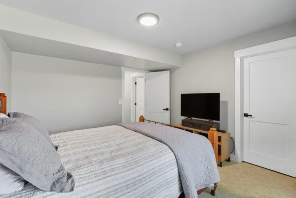 $425,000 | 809 West Lincoln Boulevard, Spokane, WA 99224