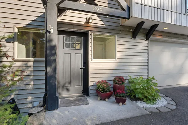 $425,000 | 809 West Lincoln Boulevard, Spokane, WA 99224