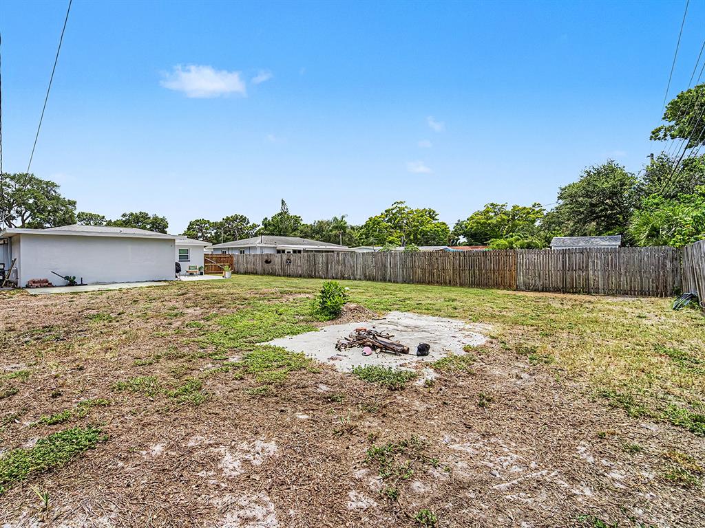 3029 Pine Tree Avenue Largo, FL 33771 - Photo 35 of 47