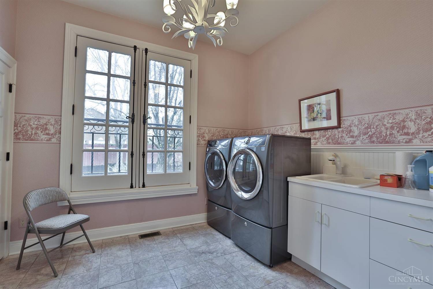 8239 East Kemper Road Cincinnati, OH 45249 - Photo 40 of 65 Gallery Image 40