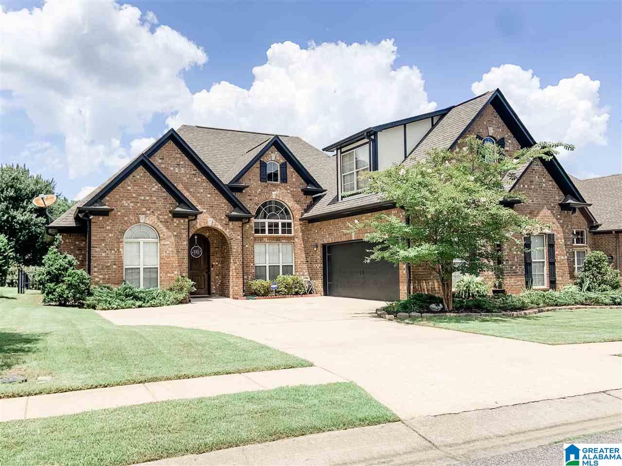 262 Strathaven Lane Pelham, AL 35124 - Photo 2 of 33