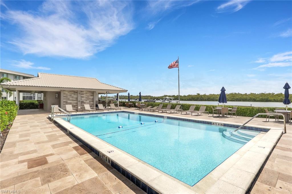 307 Goodlette-Frank Road, Unit B507 Naples, FL 34102 - Photo 14 of 16