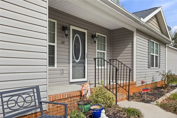 $280,000 | 119 Nicholas Court, Easley, SC 29640