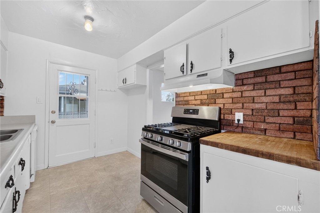 4944 Wilton Place Riverside, CA 92504 - Photo 15 of 55 Gallery Image 15