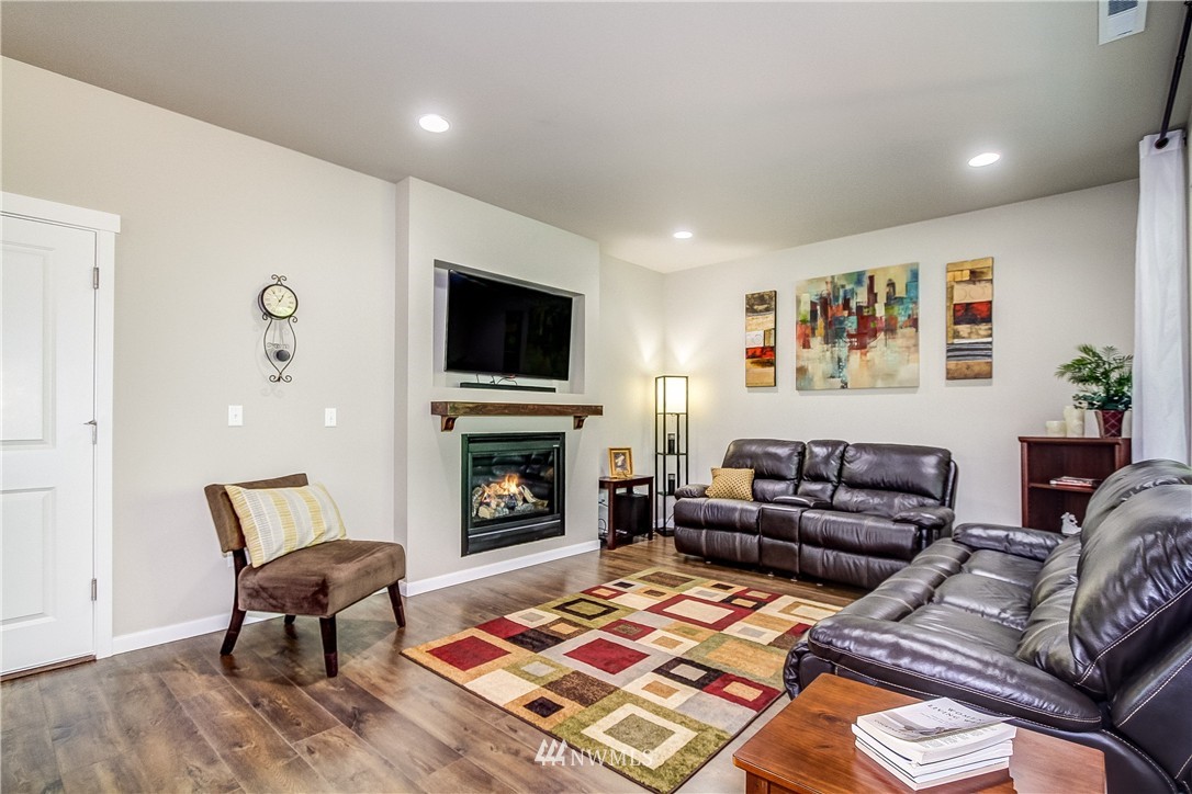 3605 176th Place Southeast Bothell, WA 98012 - Photo 7 of 24