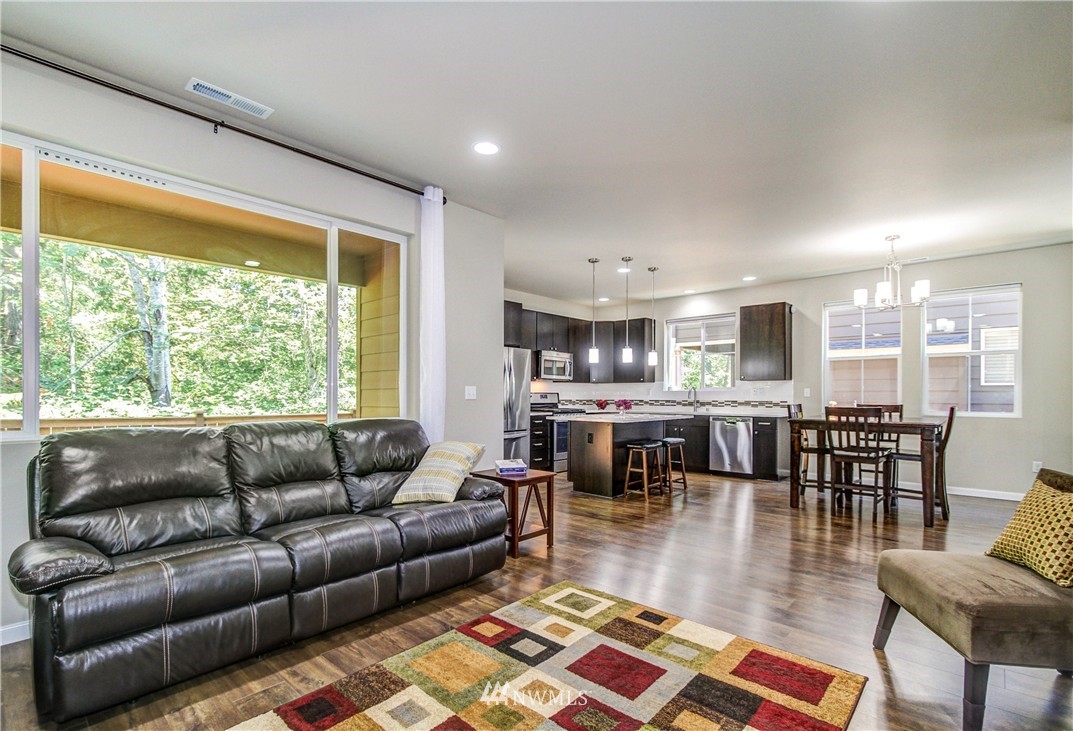 3605 176th Place Southeast Bothell, WA 98012 - Photo 8 of 24