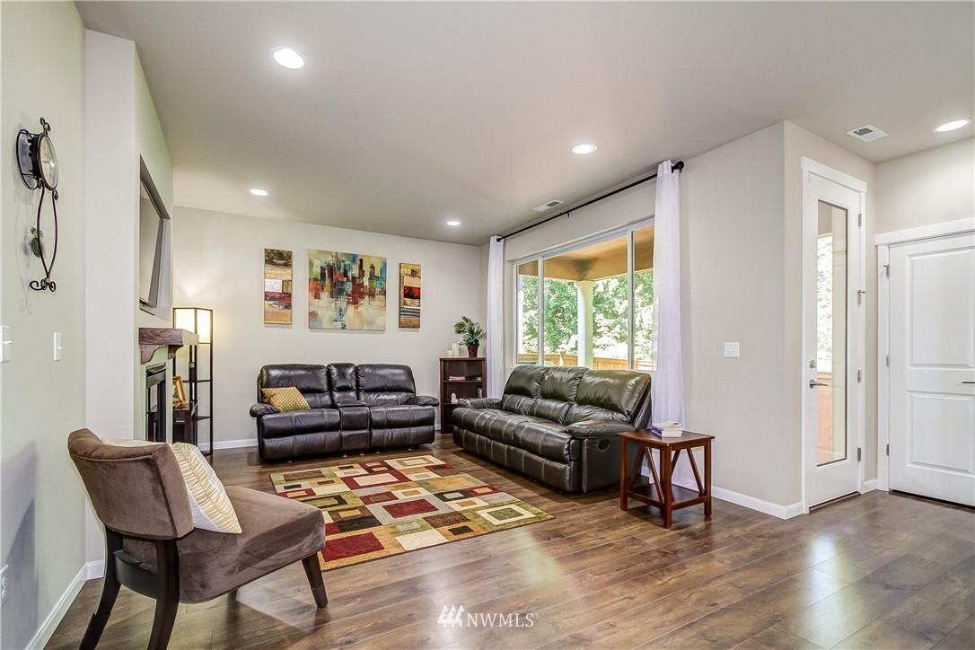 3605 176th Place Southeast Bothell, WA 98012 - Photo 9 of 24