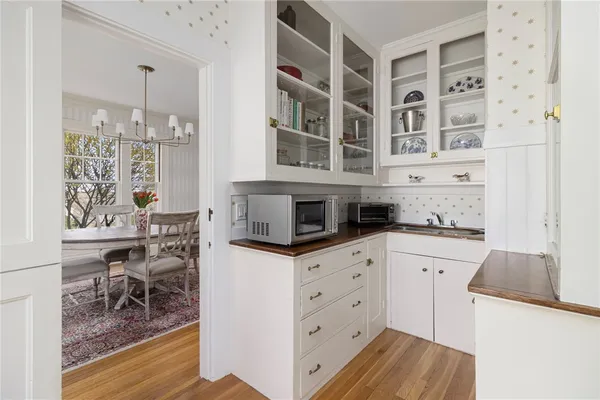 $1,399,000 | 291 Spencer Avenue, Warwick, RI 02818