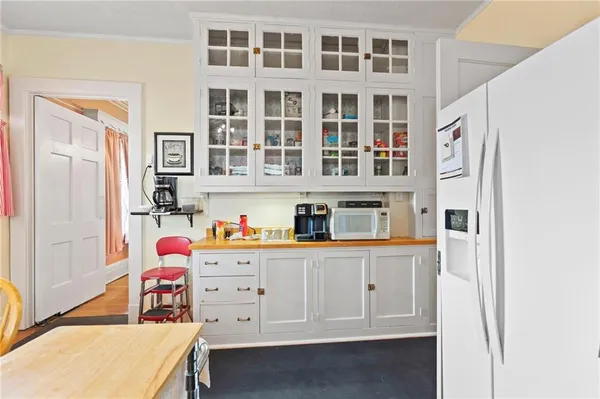 $350,000 | 1307 Ashland Avenue, St. Joseph, MO 64506