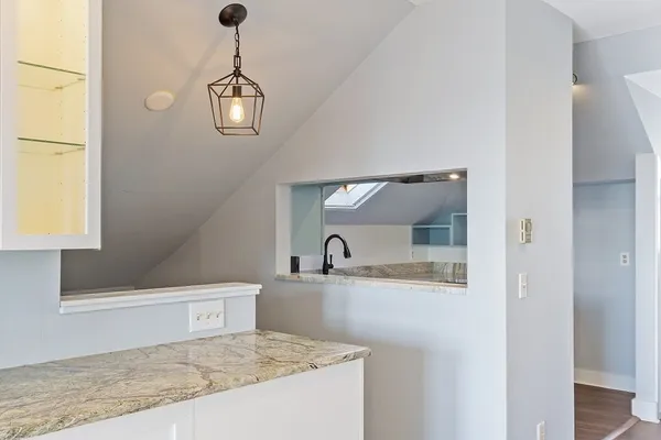 $469,000 | 35 Middle Street, Unit 4, Gloucester, MA 01930